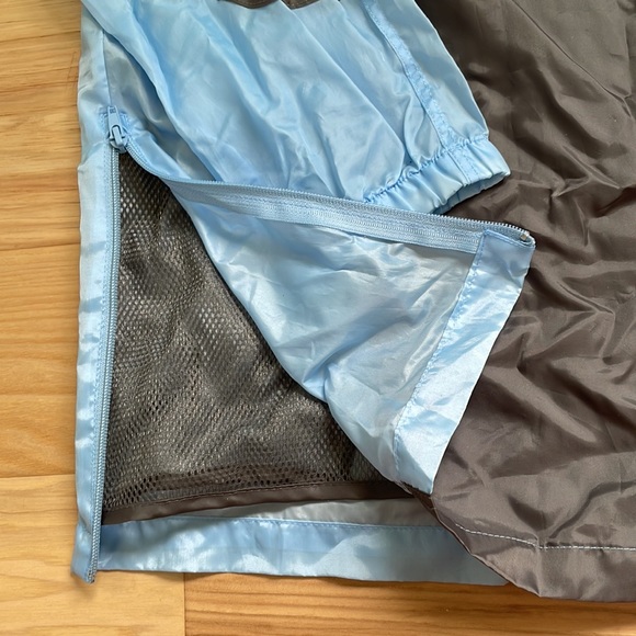 Disney parks windbreaker - Picture 3 of 8